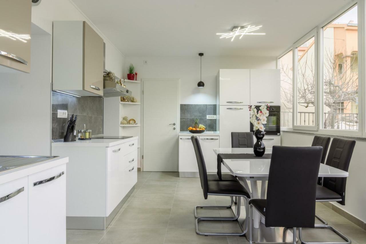Apartamento House Niko Kaštela Exterior foto