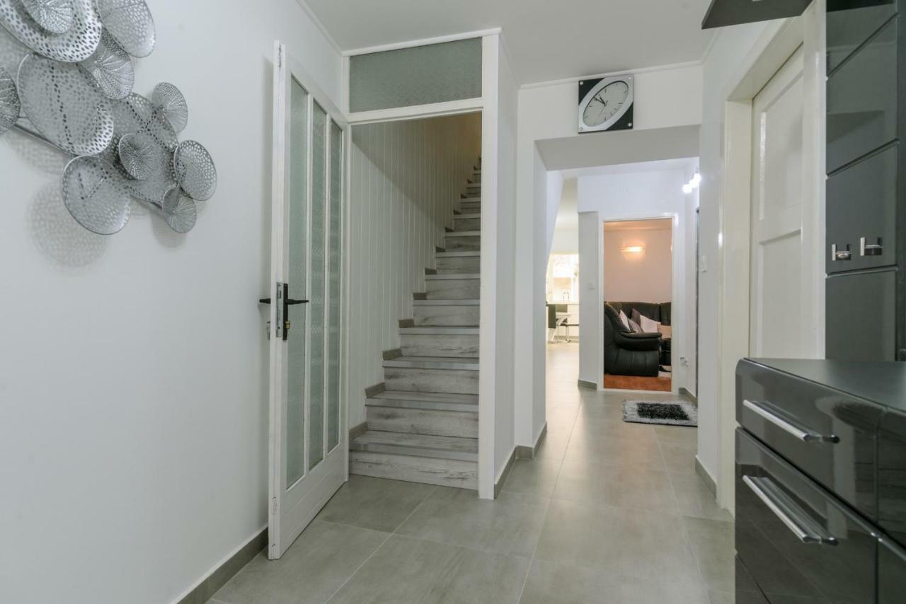 Apartamento House Niko Kaštela Exterior foto